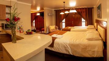 Suite Keluarga | 1 kamar tidur, brankas, dan didekorasi berbeda-beda