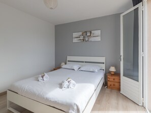 4 Schlafzimmer, Bügeleisen/Bügelbrett, WLAN, Bettwäsche
