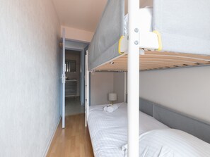 2 chambres, fer et planche Ă repasser, Wi-Fi, draps fournis