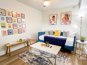 Interior - Central+RemoteWork+Ext Stay Discts+PetsOK (Corpus Christi)