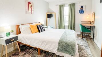 1 bedroom, desk, iron/ironing board, free WiFi