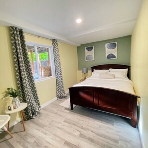 2 Schlafzimmer, Schreibtisch, Bügeleisen/Bügelbrett, kostenloses WLAN