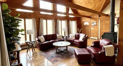 Pocono Chalet Cabin Sauna Game Room Fire Pit Pools