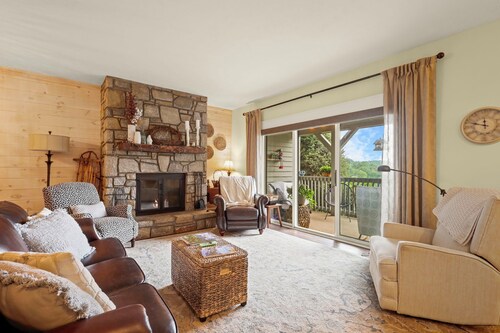 Laurel Nook at Chetola  in Downtown Blowing Rock