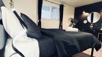 1 dormitorio, tabla de planchar con plancha, cuna de viaje y wifi gratis