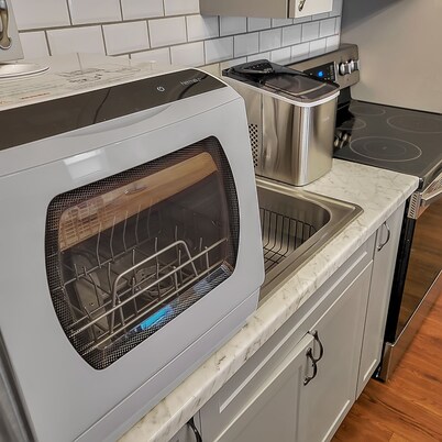 Downtown Lehighton bnb! 5min drive to Jim Thorpe!