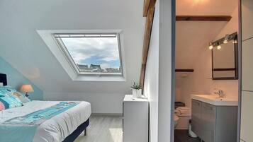 2 chambres, fer et planche Ă repasser, Wi-Fi gratuit, draps fournis