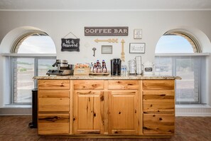 Dining - Peace and Quiet East Tucson Arizona, Pool, 3Bd/2Bth (Tucson)