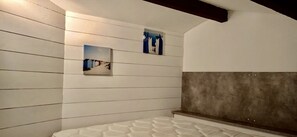 3 chambres, fer et planche à repasser, lit parapluie, Wi-Fi gratuit