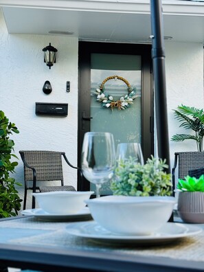 Outdoor dining