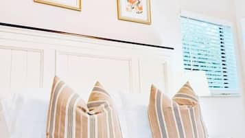 2 chambres, bureau, fer et planche à repasser, Wi-Fi gratuit