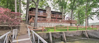Private Dock: Waterfront Lake Ozark Home!