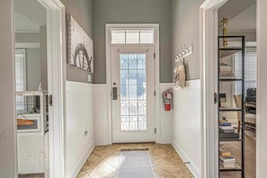 Interior - Golf Haven: Luxe 4-Bed Retreat Near Myrtle Beach (Murrells Inlet)