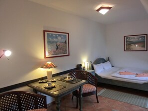 1 bedroom, WiFi - Vacation apartment P9 - Beautiful 1-room vacation apartment with approx. 25 m² living space for 2 (Graal-Müritz)