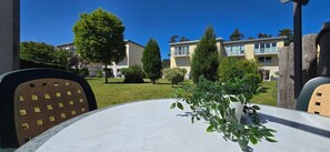 Nicht klassifiziertes Bild, 2 von 12, Schaltfläche