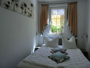 2 bedrooms, WiFi - Apartment KK26 - 3-room apartment, for 4 people. on the ground floor with two bedrooms (Graal-Müritz)