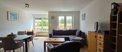 テレビ、ステレオ