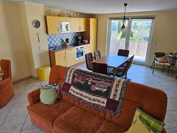 Imagen sin descripción, 1 de 9, botón