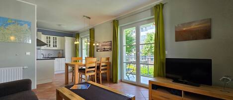 Fernseher, Stereoanlage