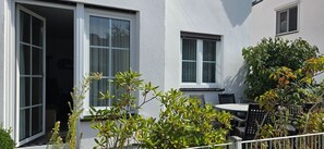 Unclassified image, 5 of 13, button