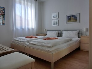 2 bedrooms, WiFi - Apartment KL24 - 3-room apartment with large garden, on the ground floor. for 3 persons, (Graal-Müritz)