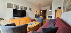 Fernseher, Stereoanlage