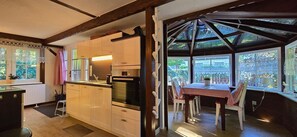 Uklassifisert bilde, 3 av 13, knapp