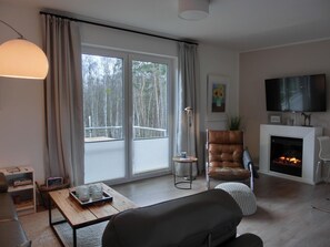 TV, DVD player, stereo - Vacation apartment KWE 9 OG - "Glücksgriff" - 5 star classified 3-rooms (Gelbensande)