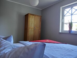 3 bedrooms, WiFi