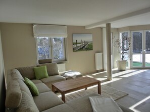 Nicht klassifiziertes Bild, 2 von 16, Schaltfläche