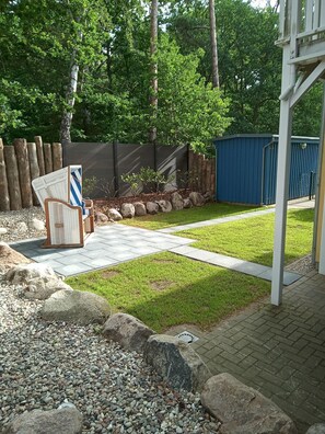 Property grounds - Apartment K36 - Central 2-room apartment for 4 persons, terrace with beach chair (Graal-Müritz)