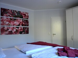 2 Schlafzimmer, WLAN
