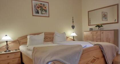 Vacation apartment F8 - "3-room vacation apartment F8 in Graal-Müritz: Your perfect vacation