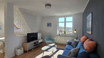 Fernseher, Stereoanlage