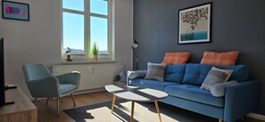 Fernseher, Stereoanlage