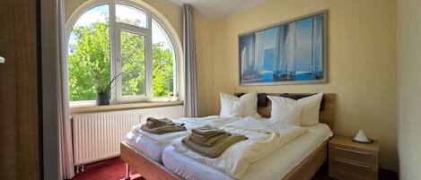 2 bedrooms, in-room safe, iron/ironing board, WiFi