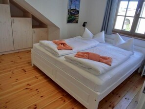 2 bedrooms, WiFi