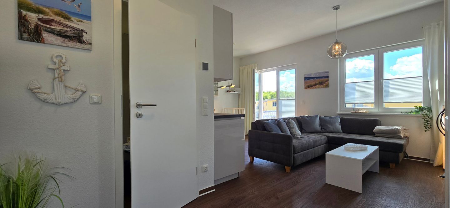 Una televisión, un reproductor estéreo