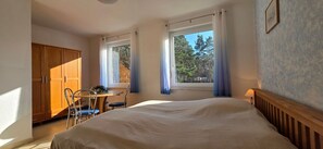 2 bedrooms - Vacation apartment S38 "Ankerplatz" - large, comfortable 3-room maisonette (Graal-Müritz)