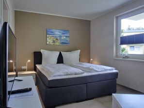 3 bedrooms, WiFi - Apartment KWF 2b OG - 3-room apartment with 2 bedrooms for 6 people with WLAN (Gelbensande)