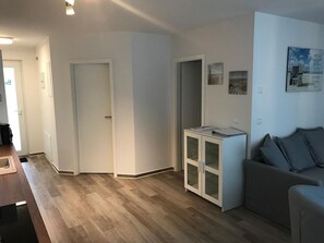 Interior - Apartment KWi 28 ground floor - "Berlinchen" - 2-room apartment for 3 pers. with WLAN (Gelbensande)