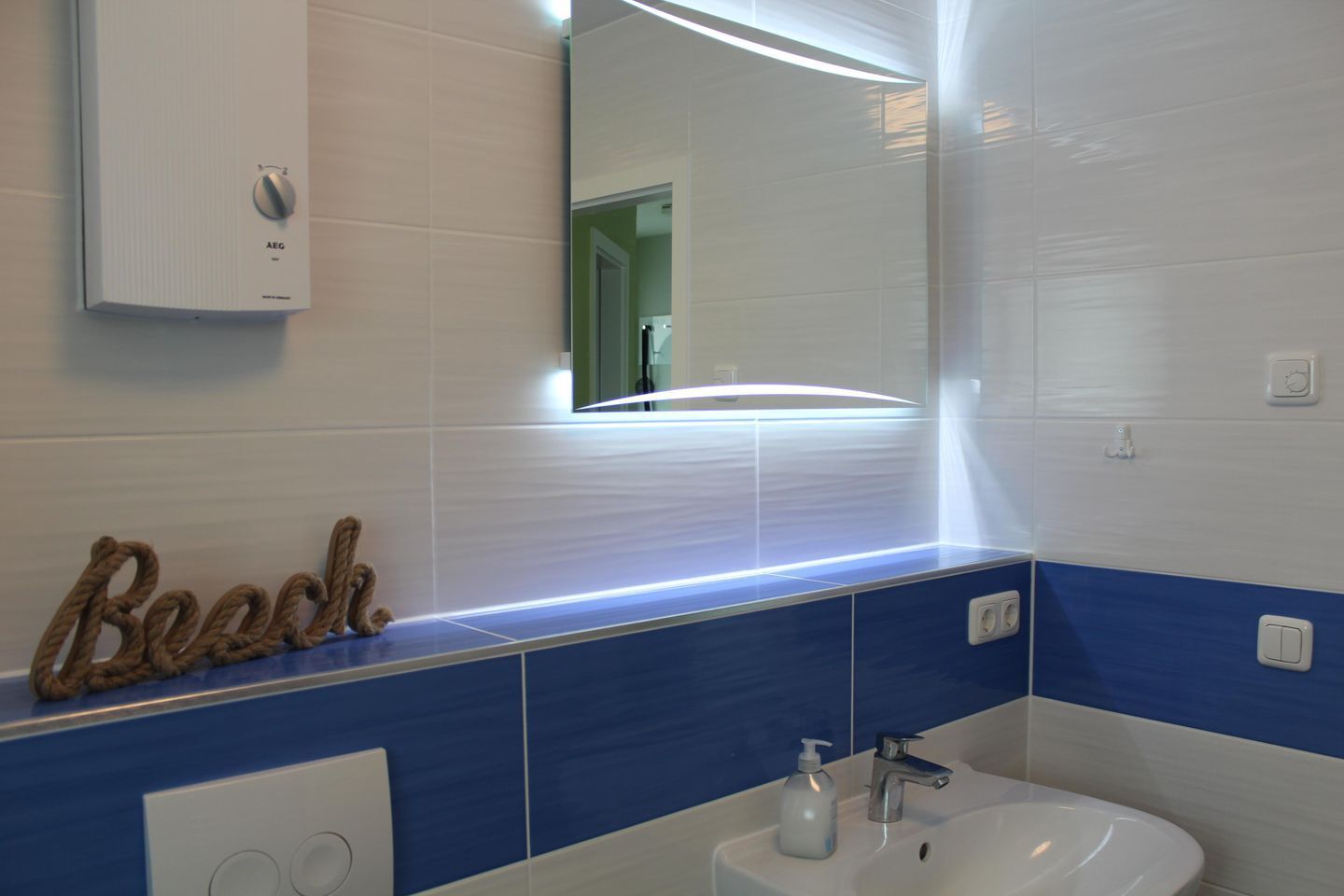 Douche, séchoir à cheveux