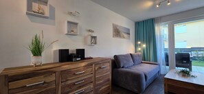 Fernseher, Stereoanlage