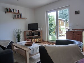 Fernseher, Stereoanlage