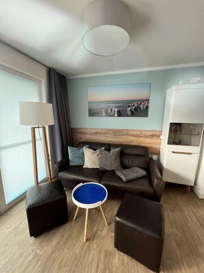 Nicht klassifiziertes Bild, 2 von 17, Schaltfläche