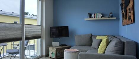 Fernseher, Stereoanlage