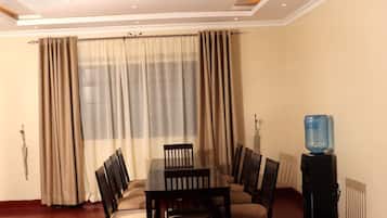 House | Dining