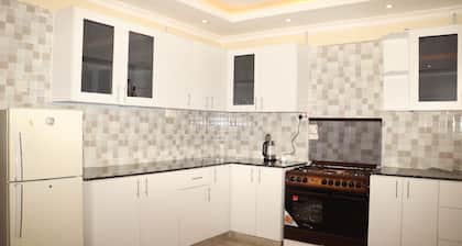 The Meru Manor is a Great Home set in Meru Town