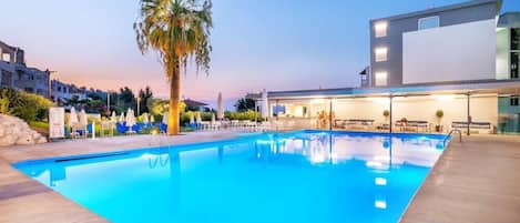Piscine extérieure