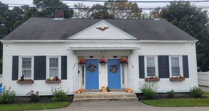 Cozy Coastal 1 Bedroom Vacation Home!